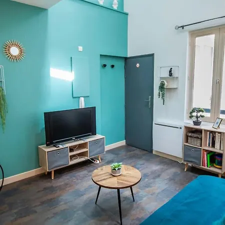 Le Duplex De Merciers Coeur De Apartamento *